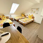 Seehaus - - Schlaffaesser - Biergarten - 2*
