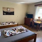 Seehaus - - Schlaffaesser - Biergarten - 2* Mamming
