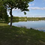 Hotel Seehaus - - Schlaffaesser - Biergarten - Mamming