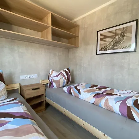 Hotel Seehaus - - Schlaffaesser - Biergarten - 2*