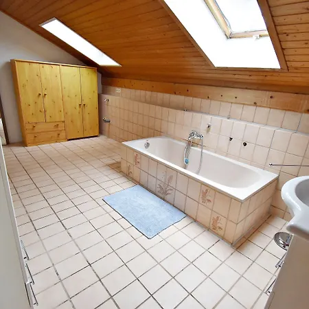 Hotel Seehaus - - Schlaffaesser - Biergarten - Mamming