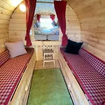 Hotel Seehaus - - Schlaffaesser - Biergarten -