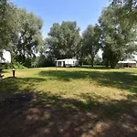 Seehaus - - Schlaffaesser - Biergarten - 2* Mamming