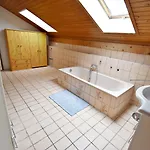 Hotel Seehaus - - Schlaffaesser - Biergarten - Mamming
