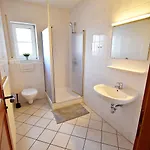 Hotel Seehaus - - Schlaffaesser - Biergarten - Mamming