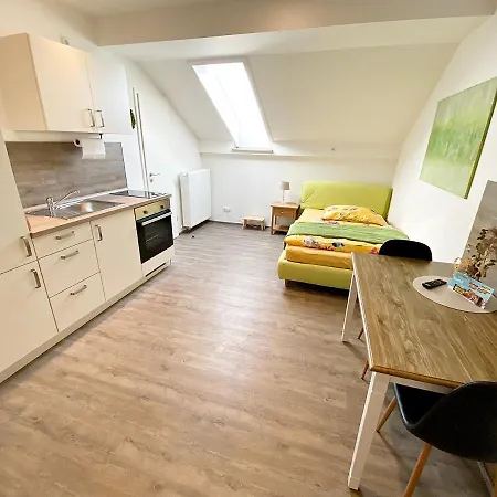 Seehaus - - Schlaffaesser - Biergarten - 2*