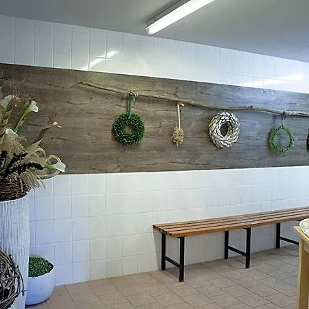 Seehaus - - Schlaffaesser - Biergarten -