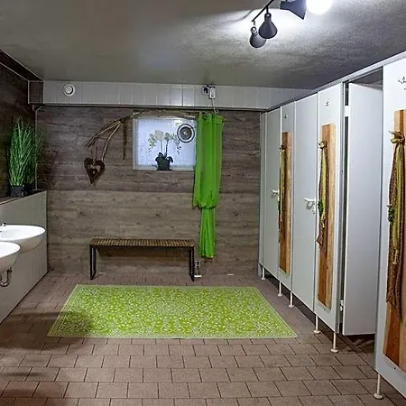 Seehaus - - Schlaffaesser - Biergarten -