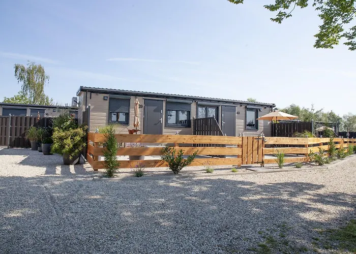 Seehaus - - Schlaffaesser - Biergarten - Otel 2*