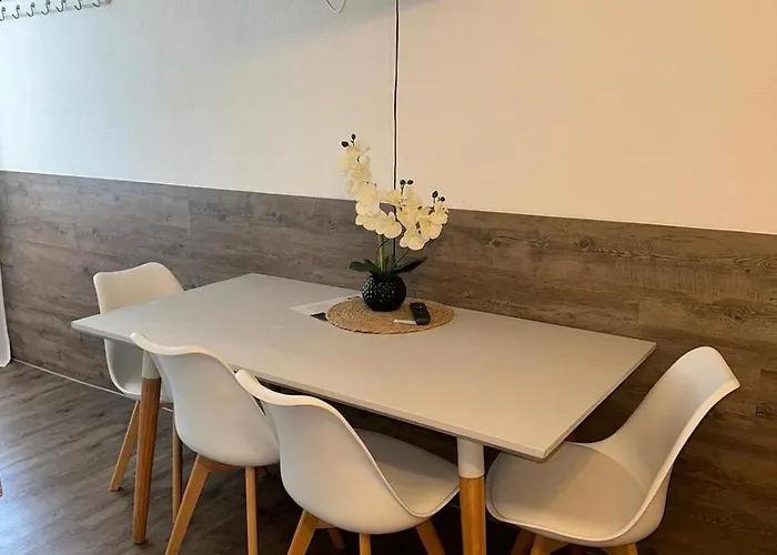 Seehaus - - Schlaffaesser - Biergarten - Hotel 2*