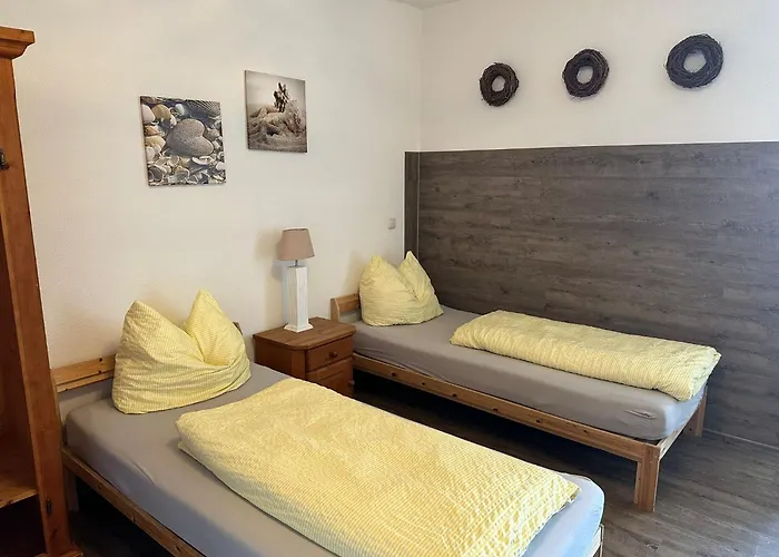 Seehaus - - Schlaffaesser - Biergarten - Hotel Mamming