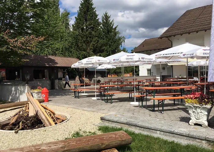 Seehaus - - Schlaffaesser - Biergarten - 2*