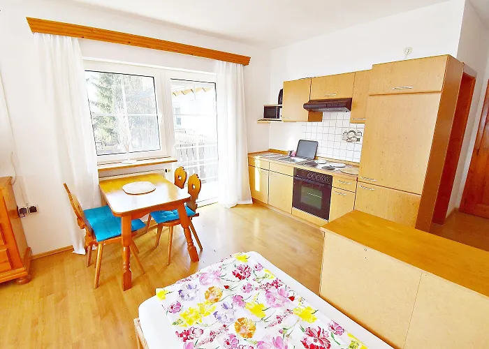 Otel Seehaus - - Schlaffaesser - Biergarten -